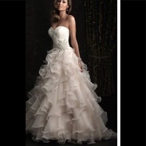 Allure wedding dress 💍💍